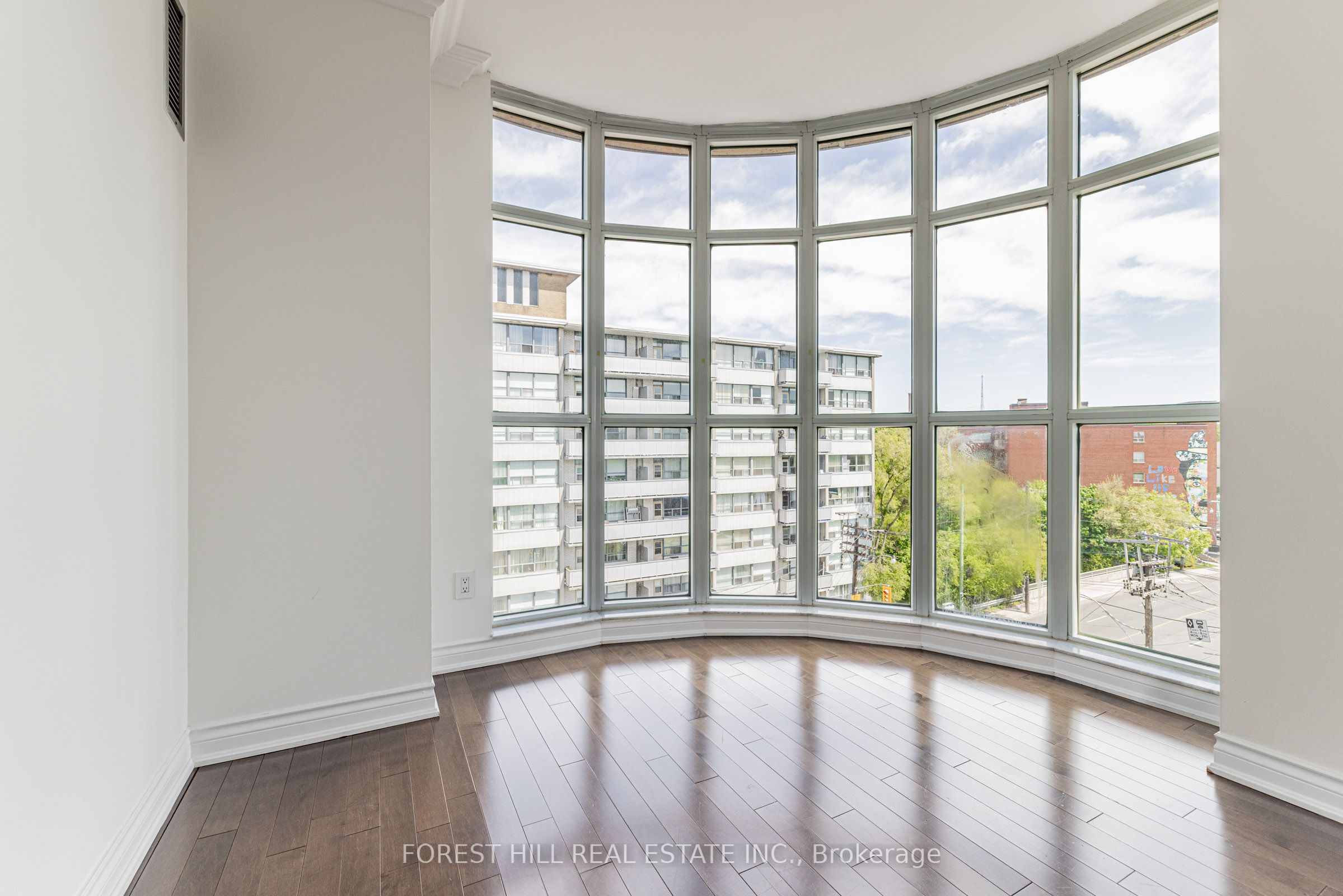 800 Spadina Road, #602