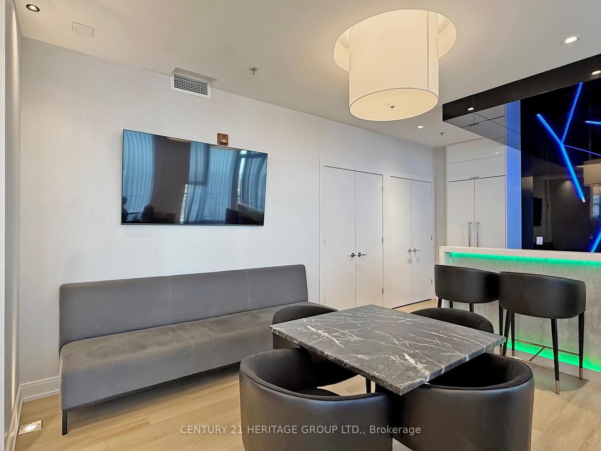1 Bedroom Condo at 90 Glen Everest,  Toronto For sale