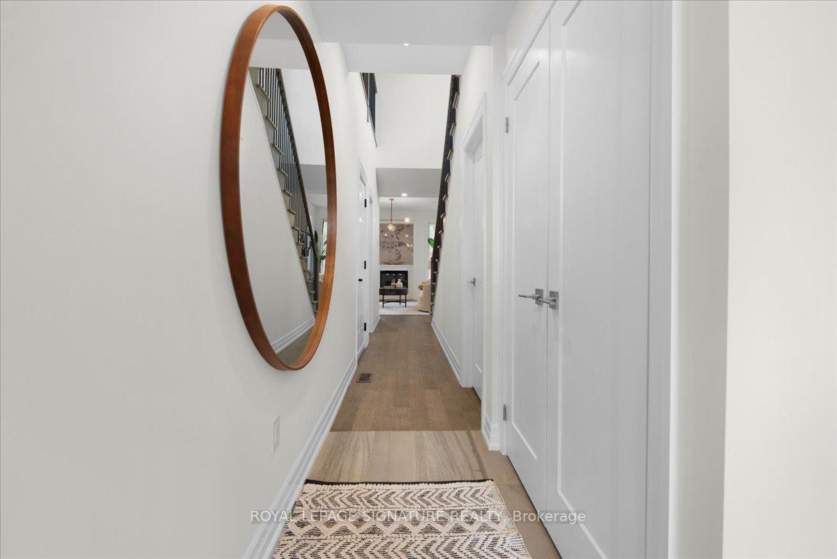 3 Bedrooms Condo at 2154 Walkers,  Burlington For sale