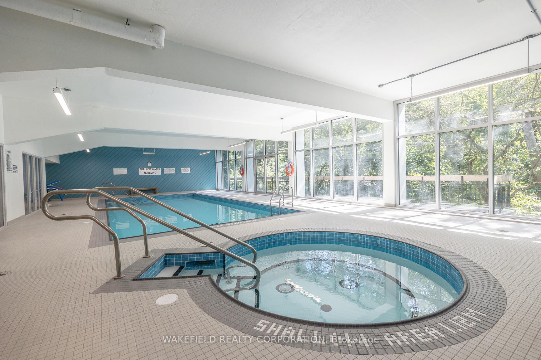 2 Bedrooms Co-op at 21 Dale,  Toronto For sale