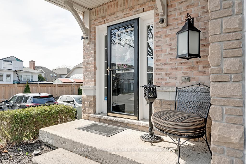 3 Bedrooms Condo at 1375 STEPHENSON,  Burlington For sale