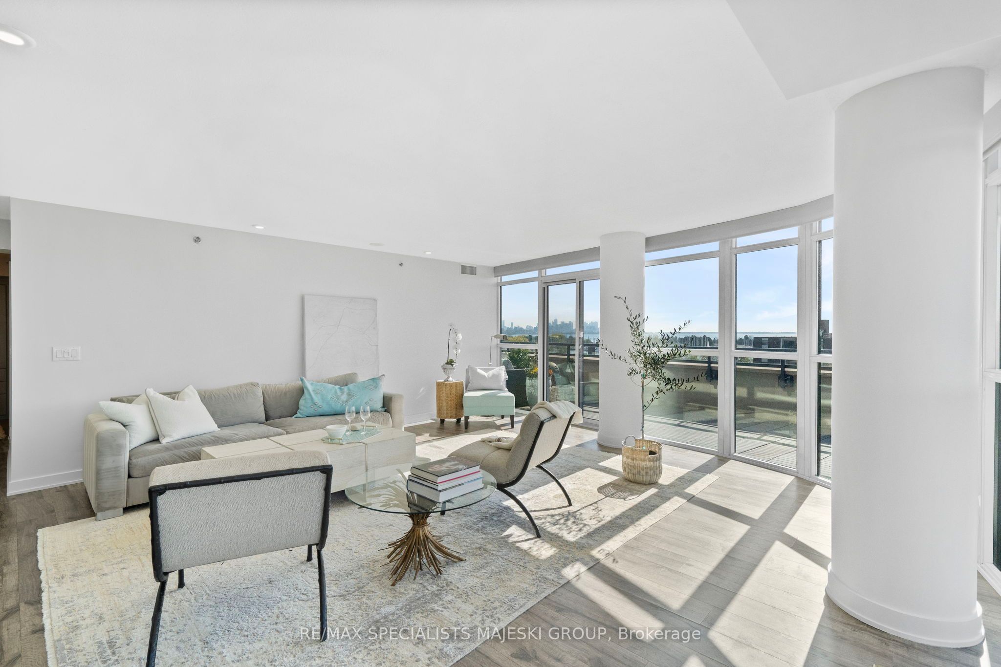 11 Superior Avenue, #706