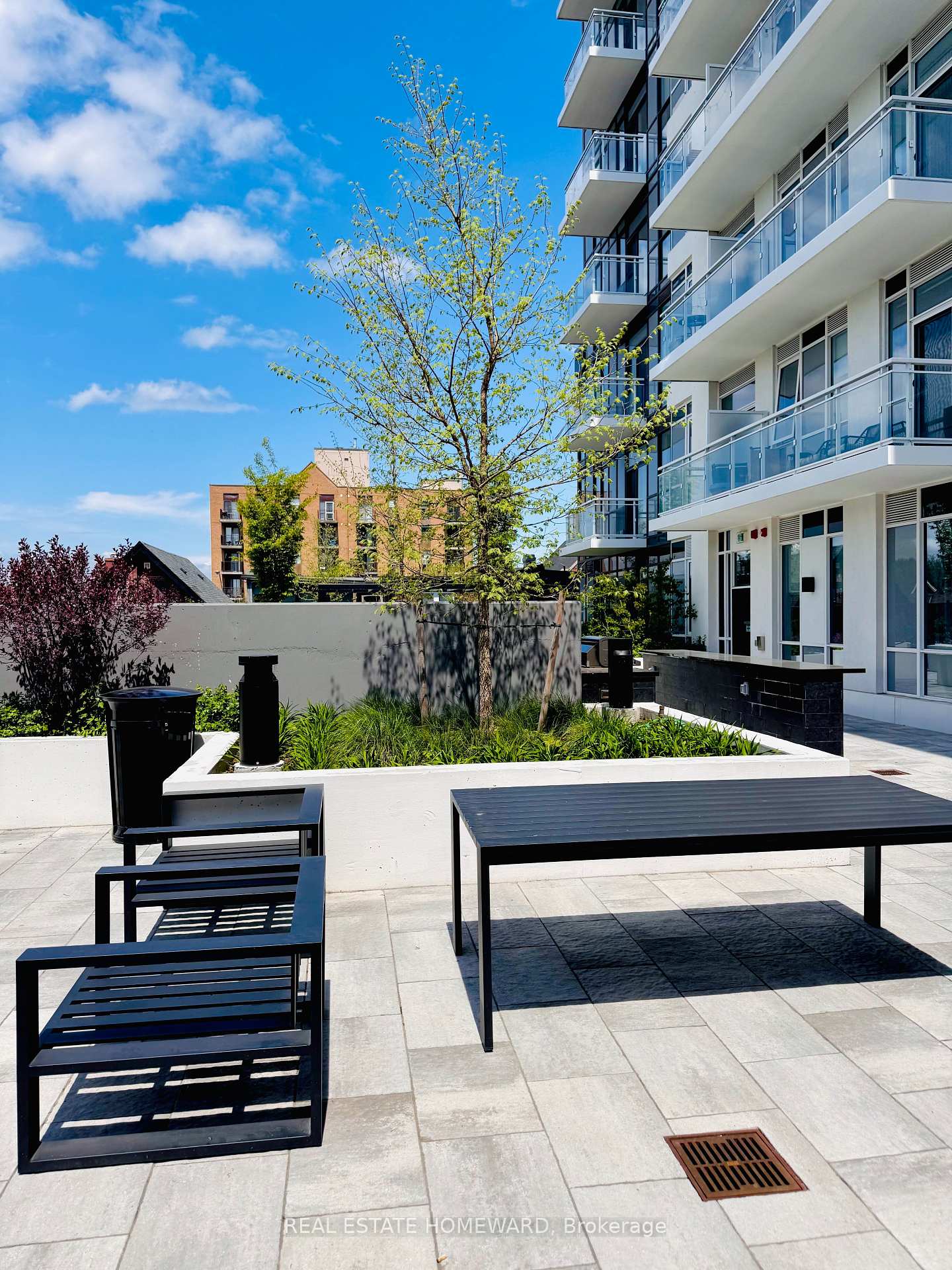 2 Bedrooms Condo at 286 Main, Toronto For sale