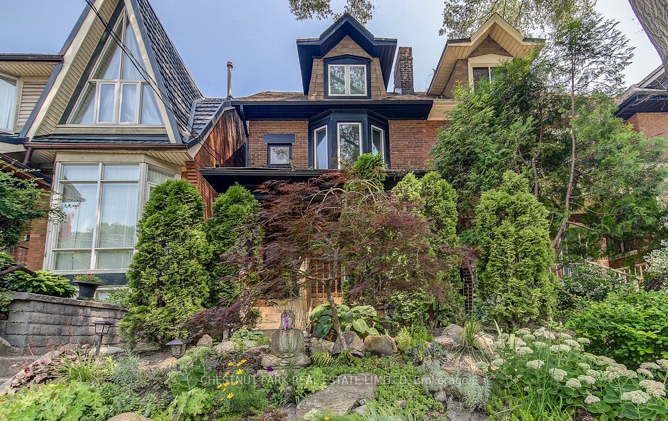 95 Parkside Drive