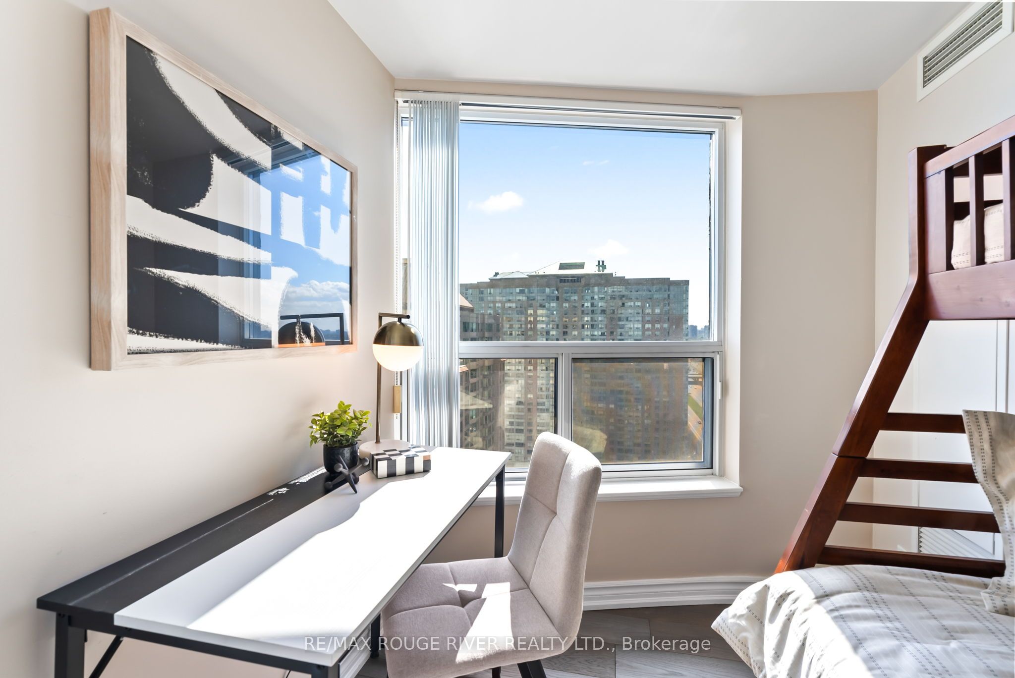 36 Lee Centre Drive, #2610
