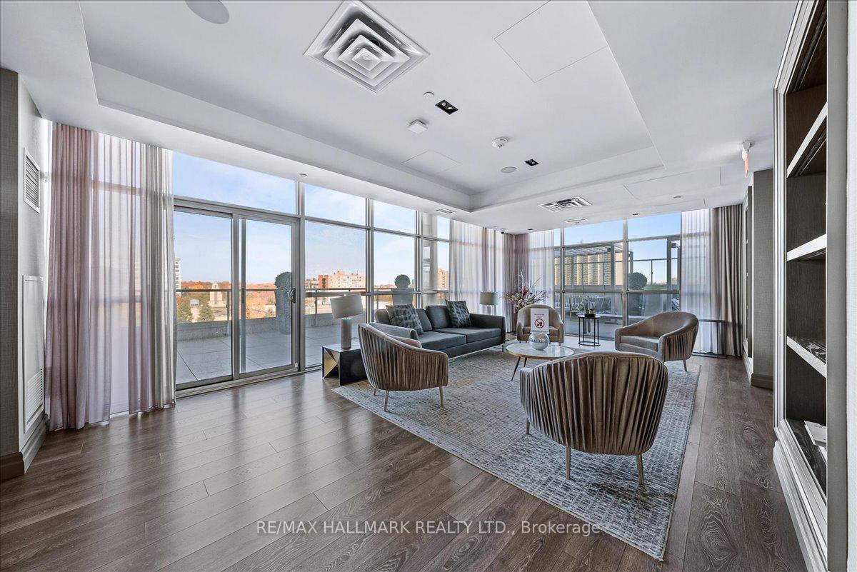 2 Bedrooms Condo at 501 St Clair, Toronto For sale