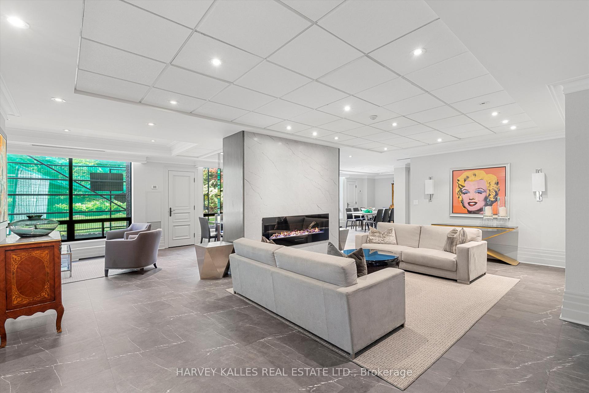 84 Oriole Road