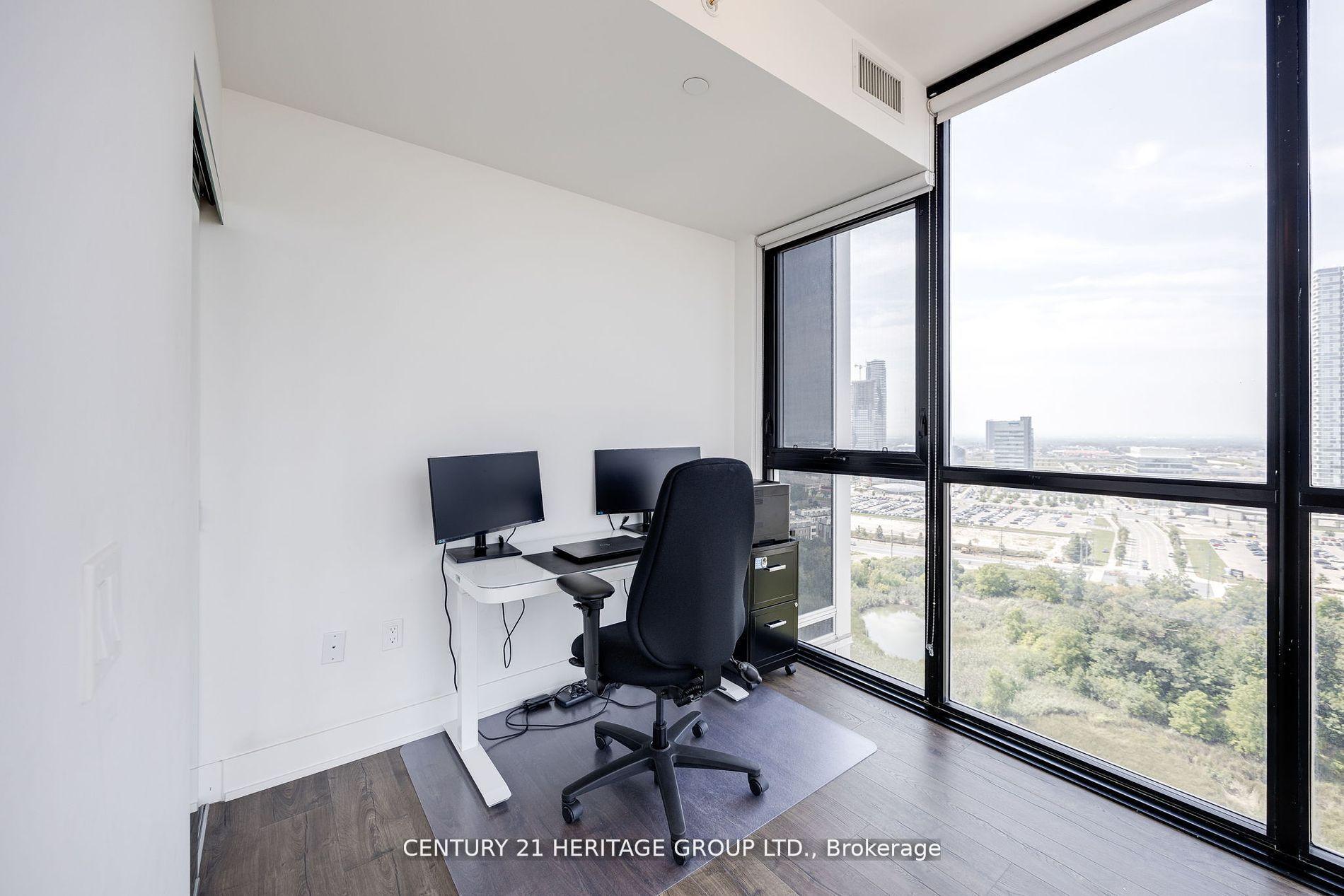 2 Bedrooms Condo at 2916 Highway 7, Vaughan For sale