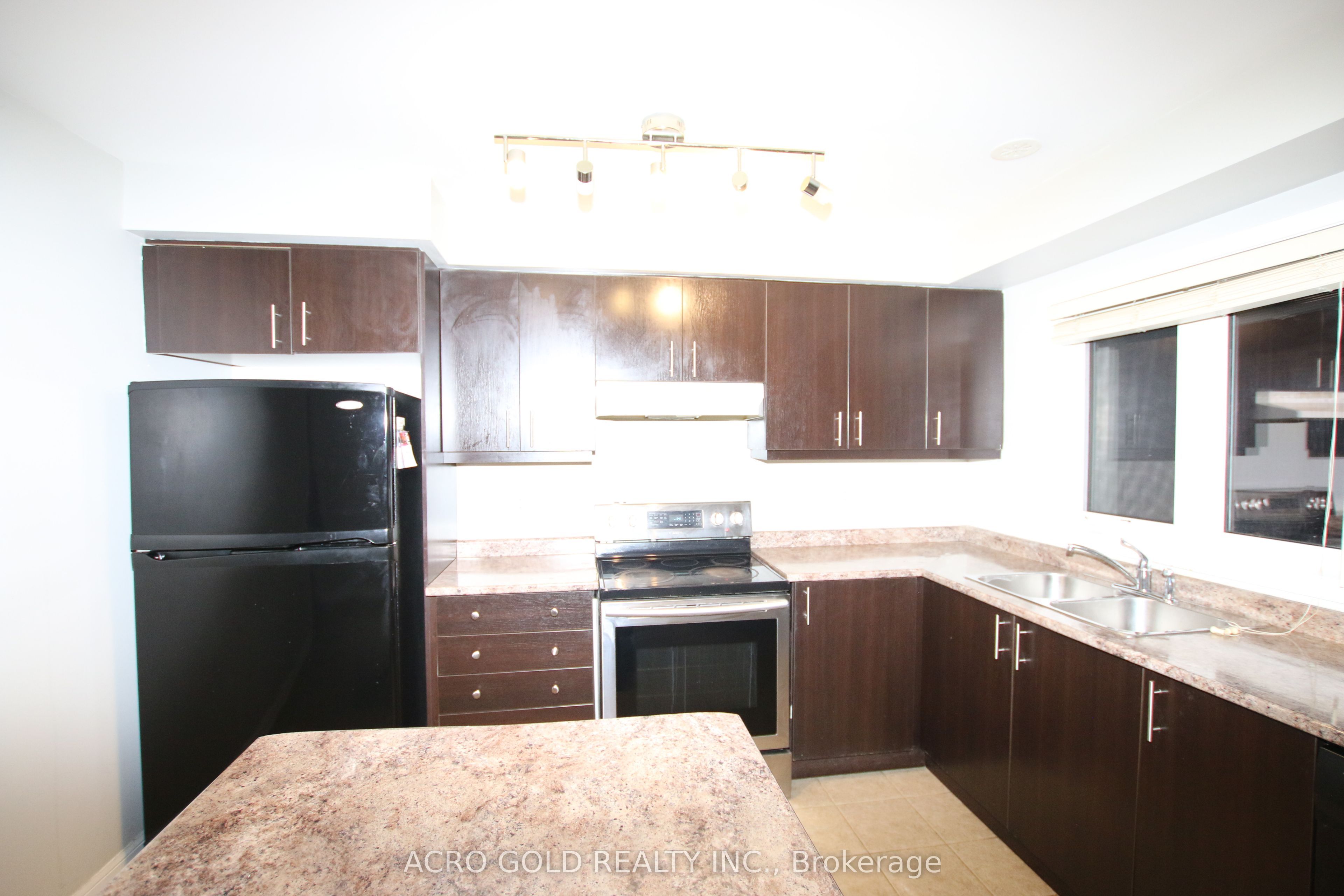 32 Mercedes Road, Brampton Northwest Brampton