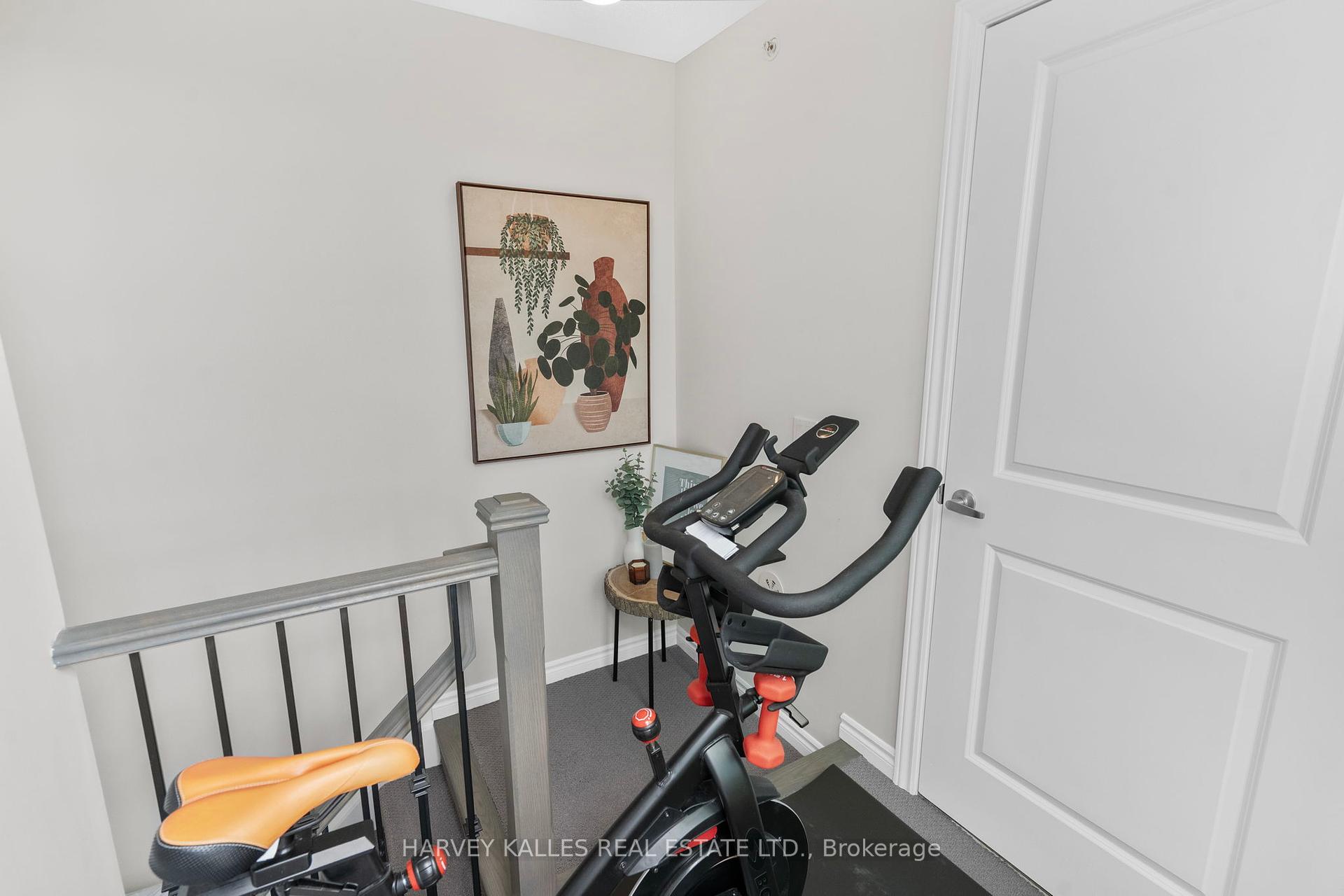 85 Eastwood Park Gardens 11