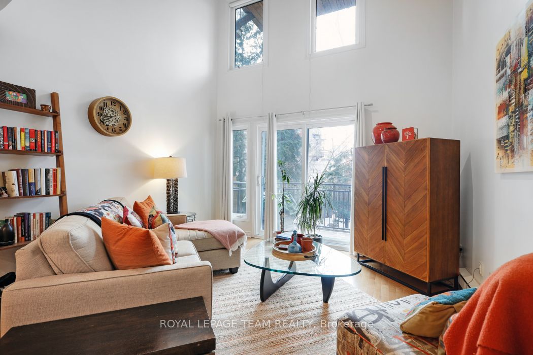 215 St Patrick Street, #11