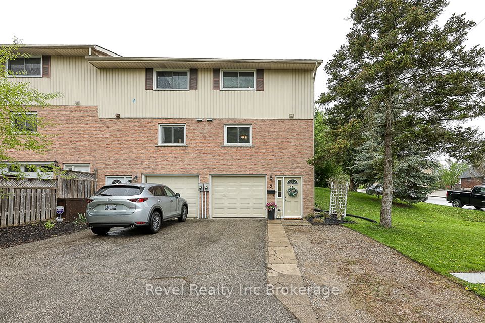 2 Marlboro Court
