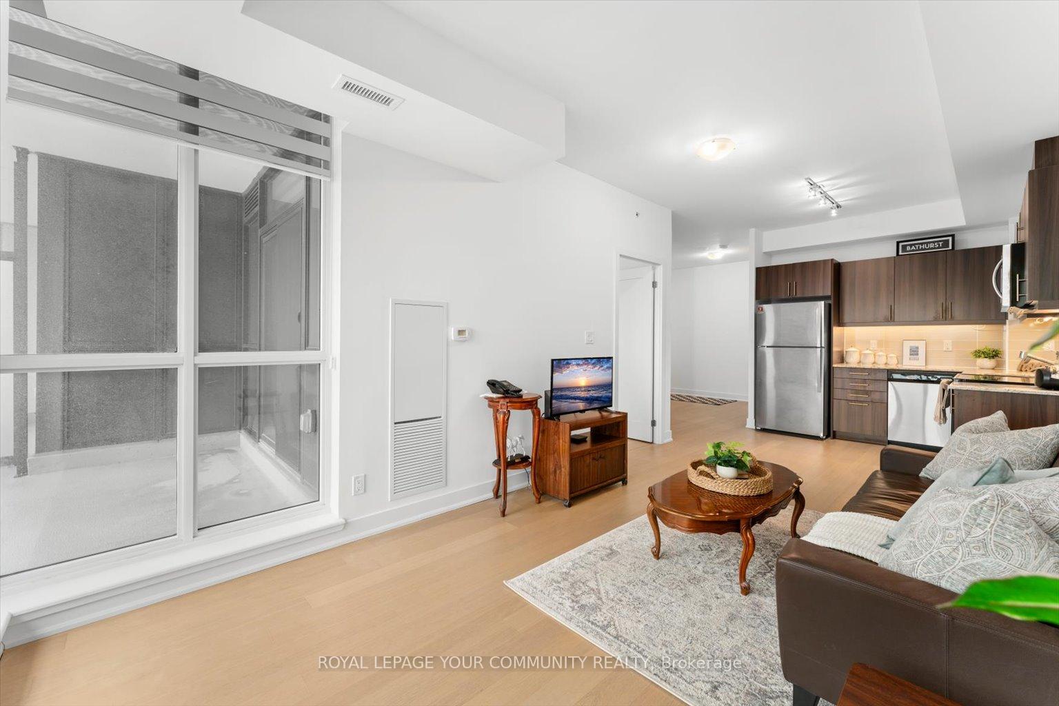 2 Bedrooms Condo at 1486 Bathurst, Toronto For sale