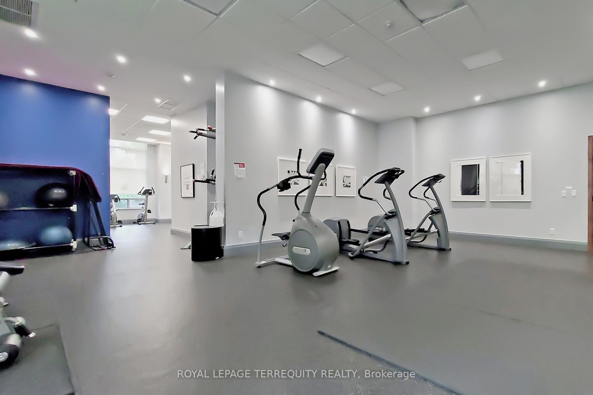 2 Bedrooms Condo at 35 Bales, Toronto For sale