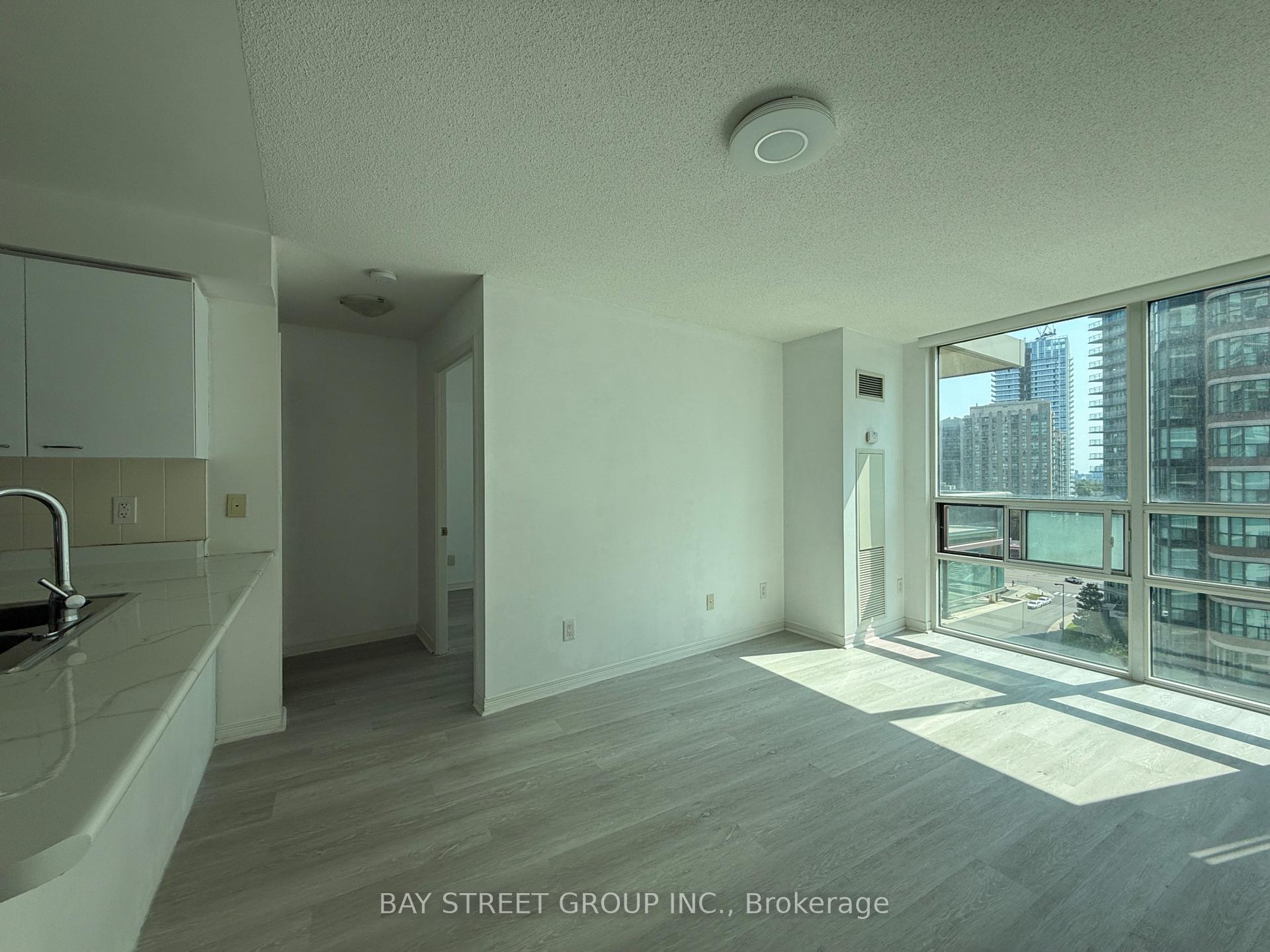 1 Bedroom Condo at 503 Beecroft, Toronto For sale