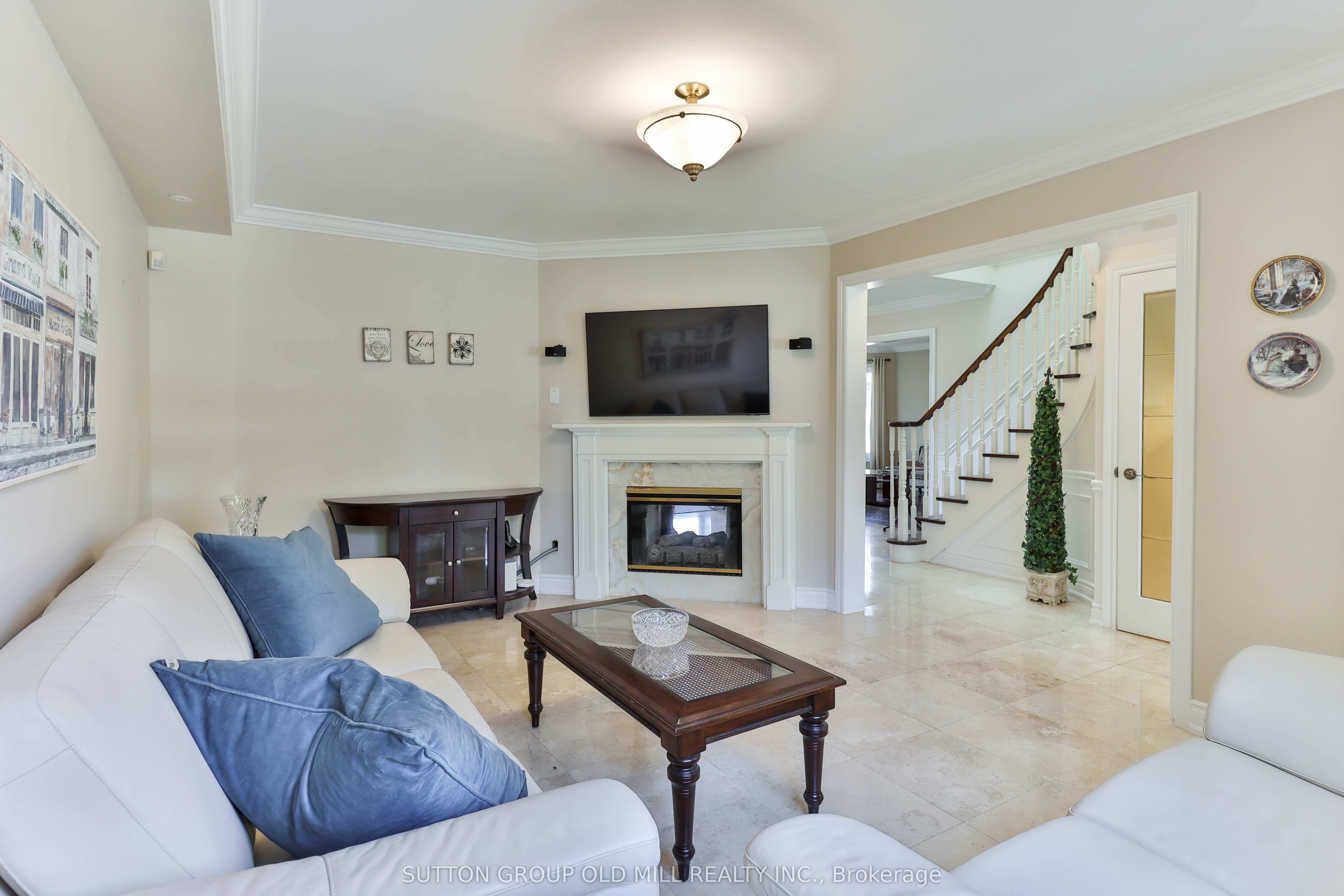 6835 Forest Park Drive