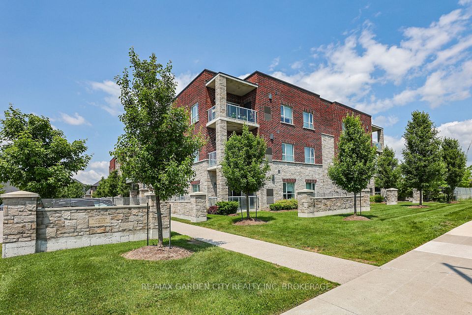 529 South Pelham