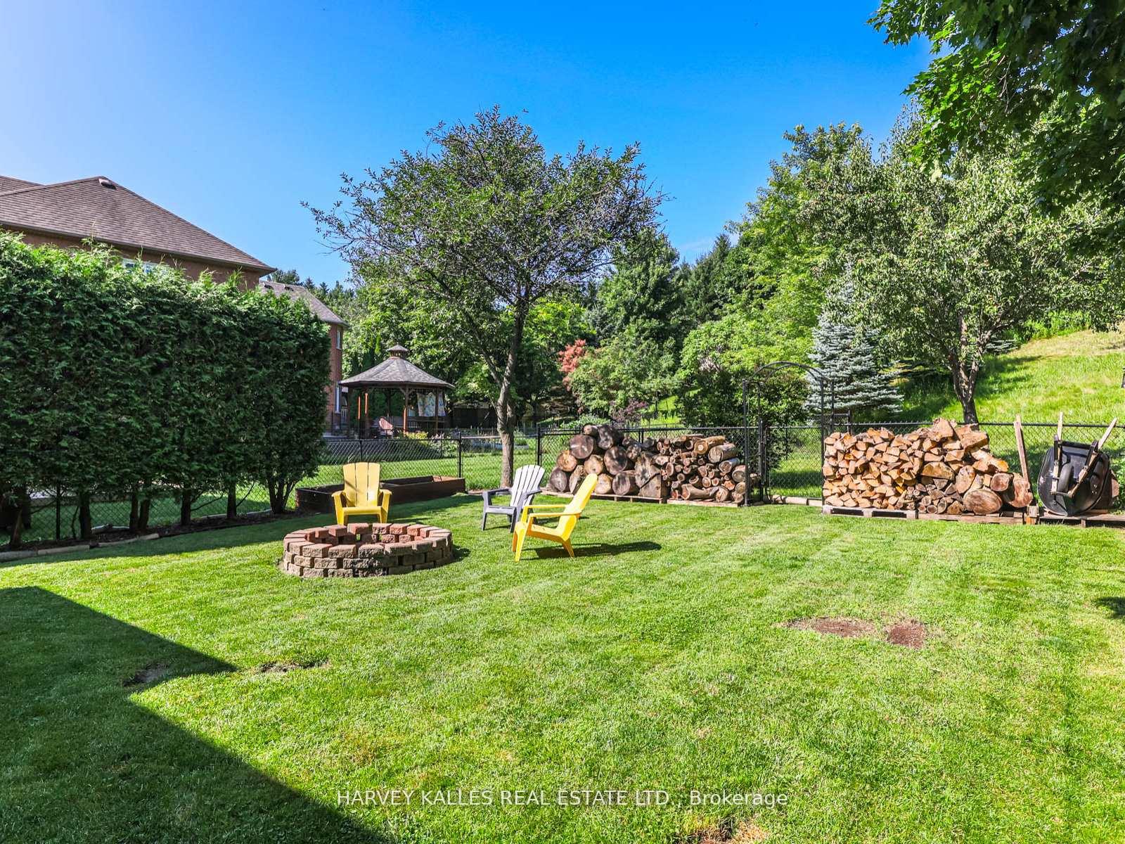 83 Stemmle Drive