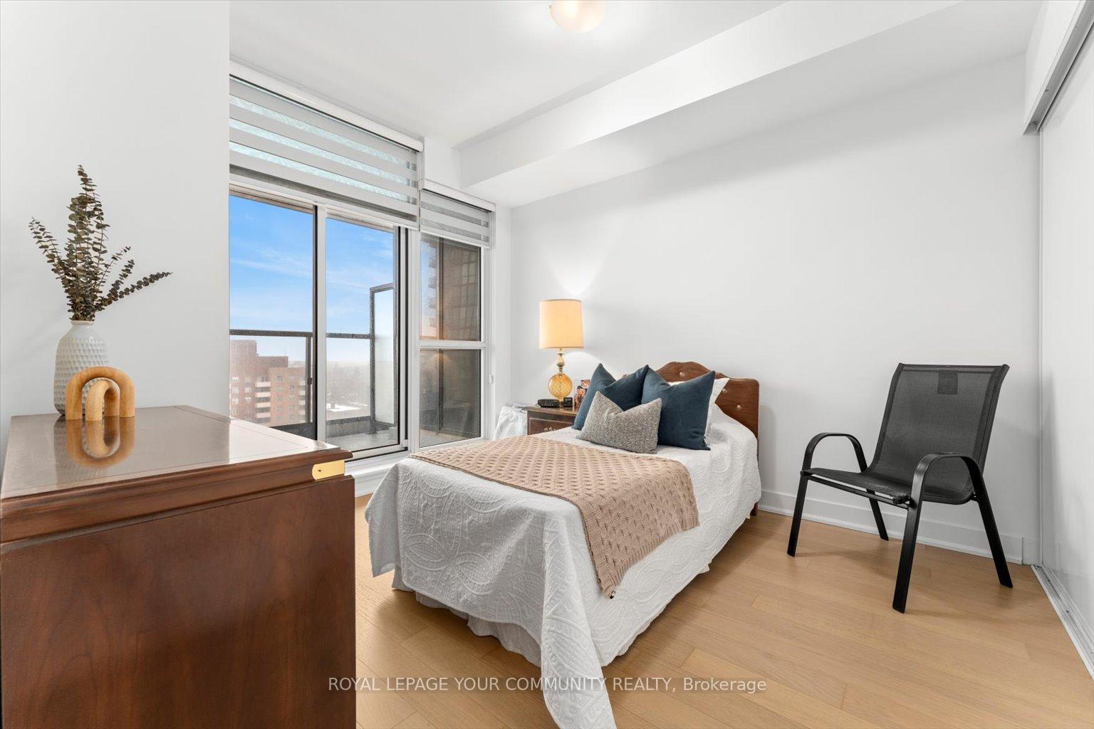 2 Bedrooms Condo at 1486 Bathurst, Toronto For sale