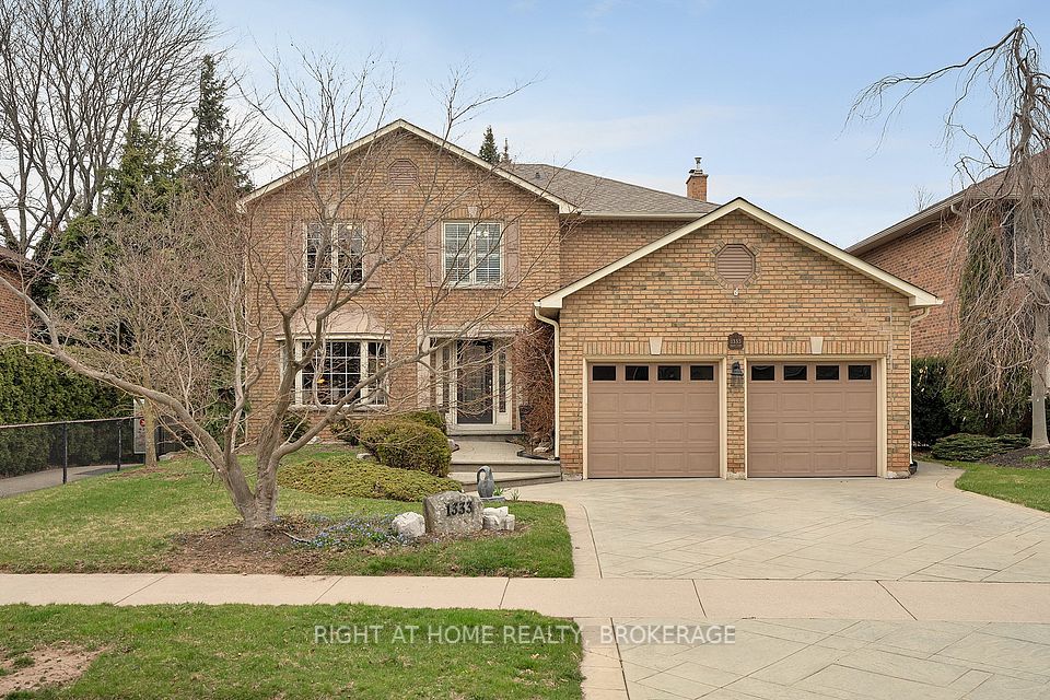 1333 Birchcliff