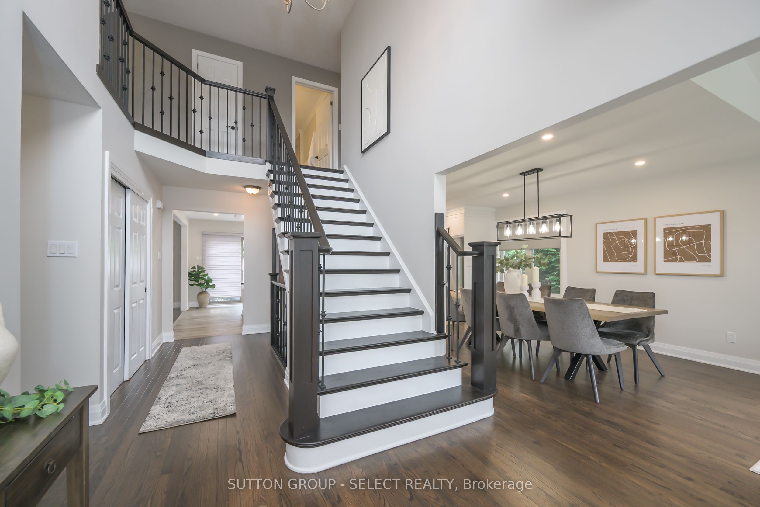 42 Pinebrook Court