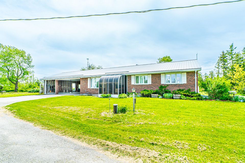 576 Lorneville