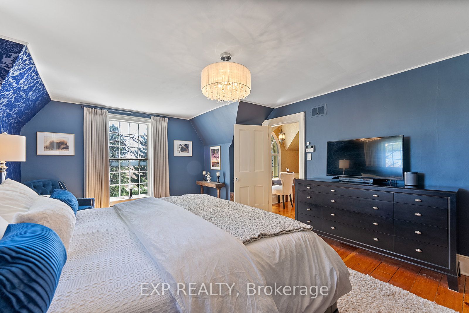 499 Carlisle Road, Hamilton, ON L0P 1B0
