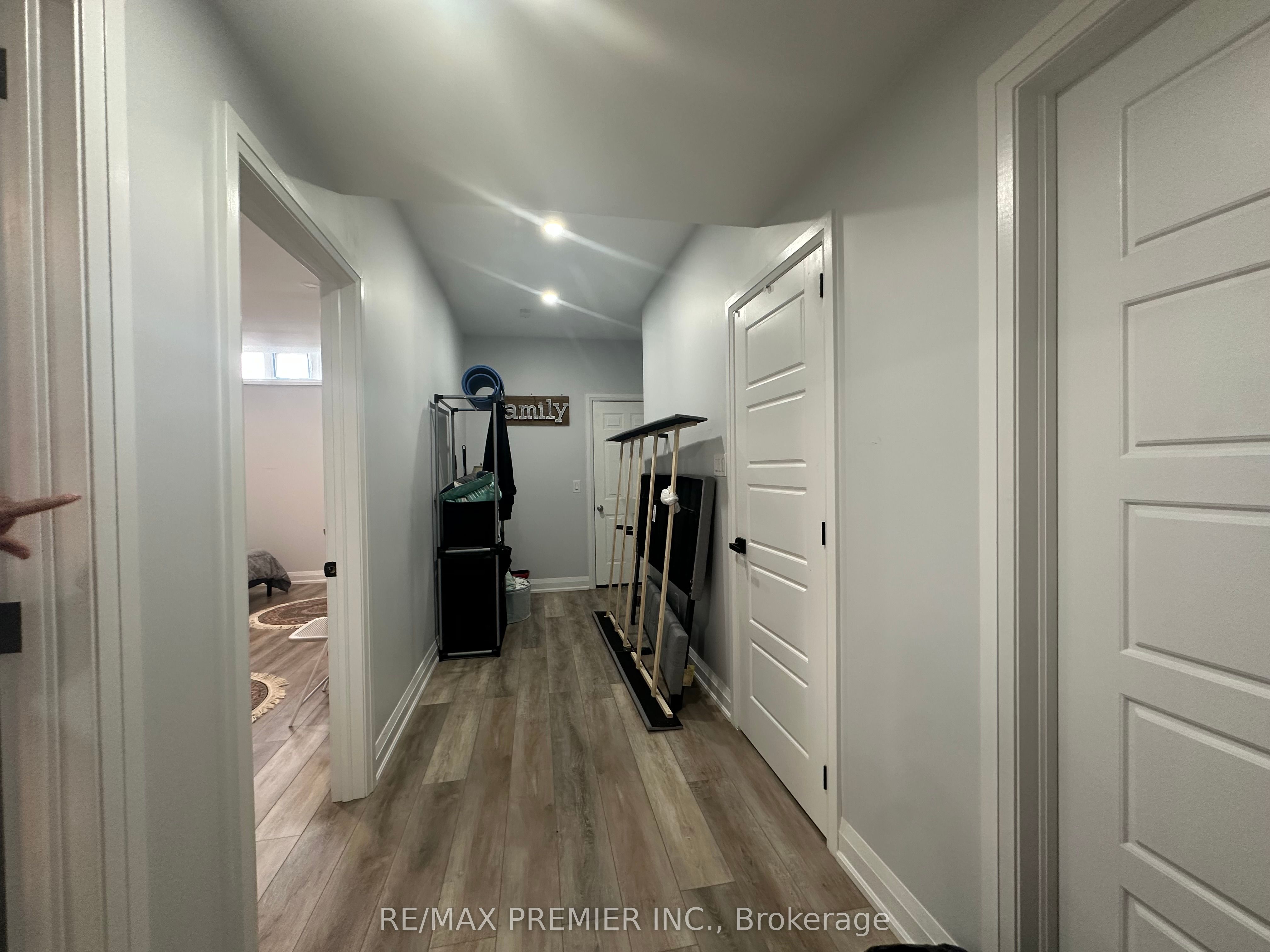26 Elinor Avenue, #Basement