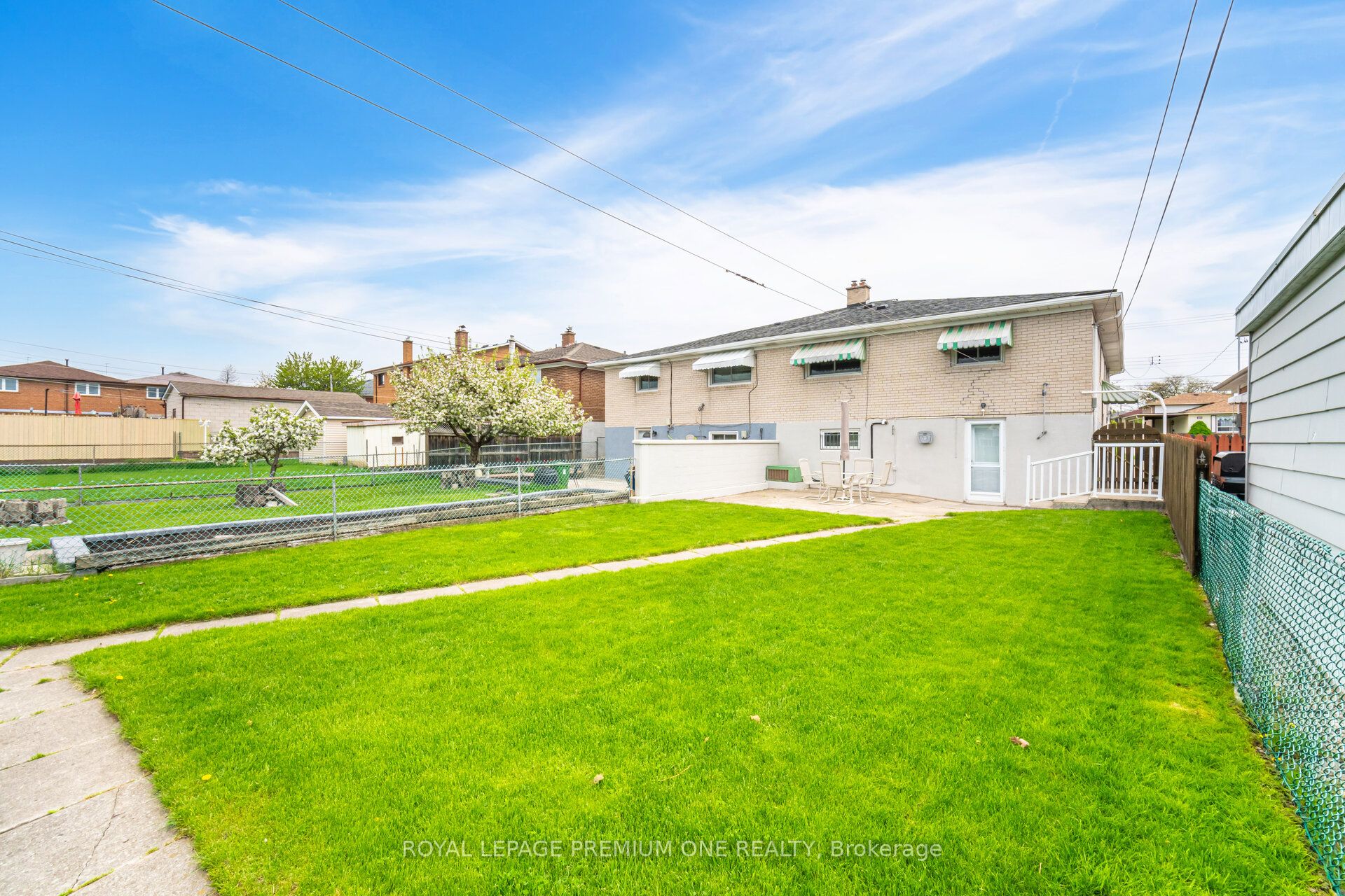 128 Hullmar Drive
