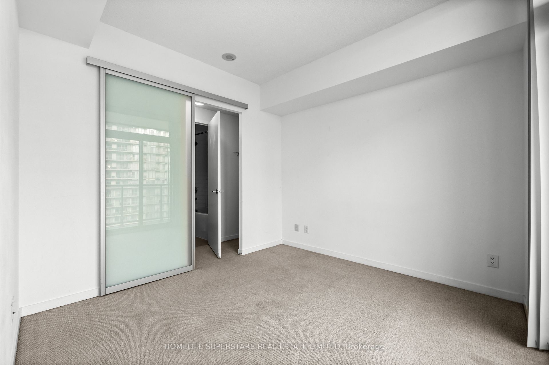 105 The Queensway Avenue, #1901