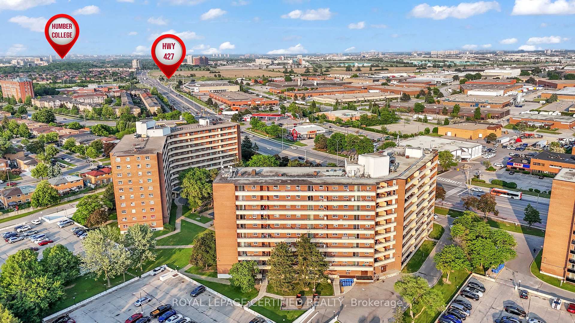 2 Bedrooms Condo at 3555 Derry, Mississauga For sale