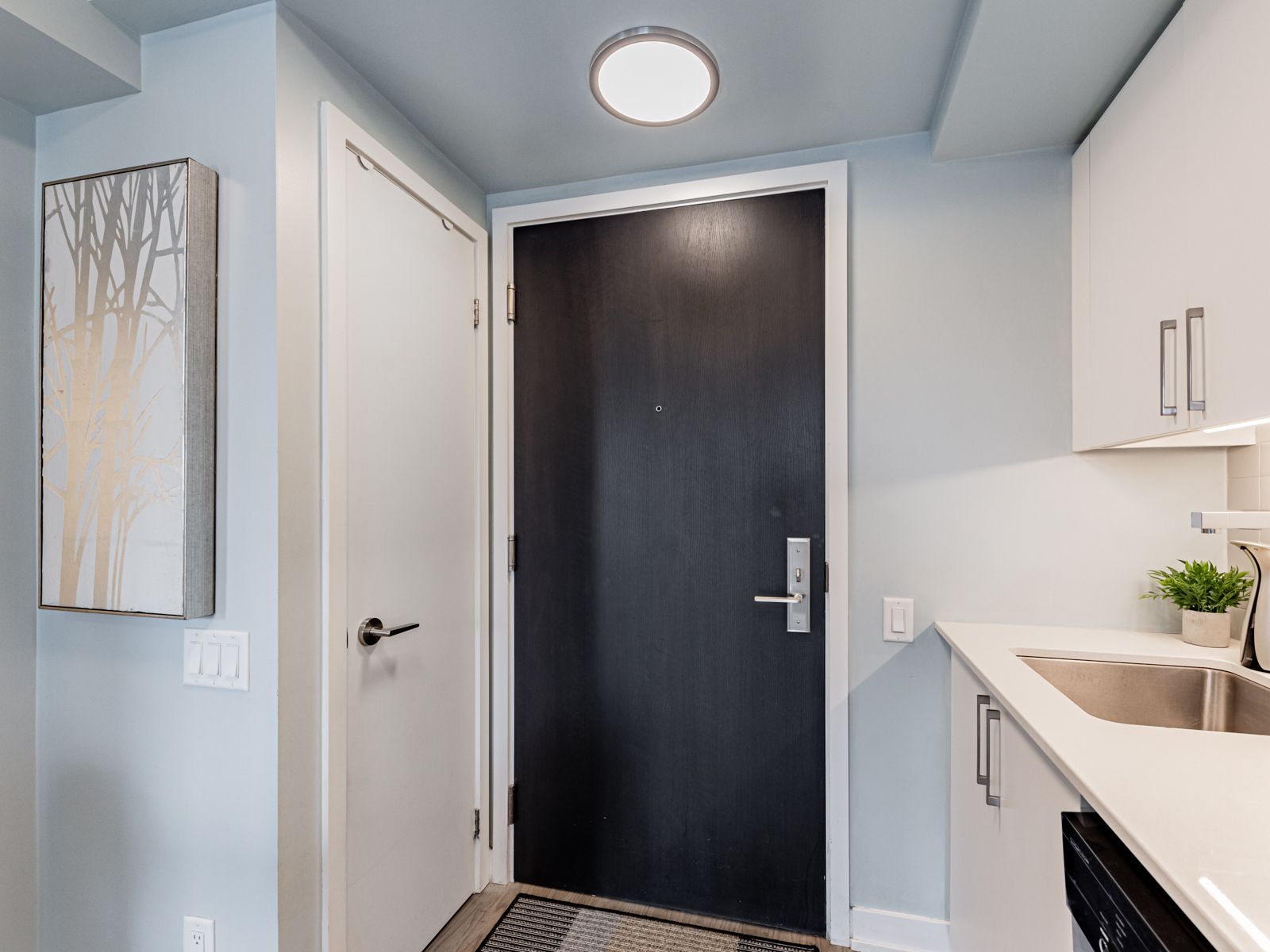 38 Monte Kwinter Court 902