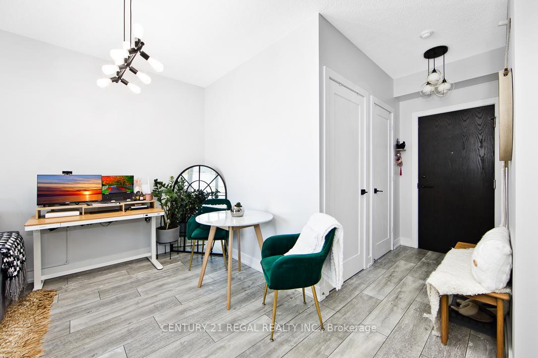 1 Bedroom Condo at 120 Homewood, Toronto For sale