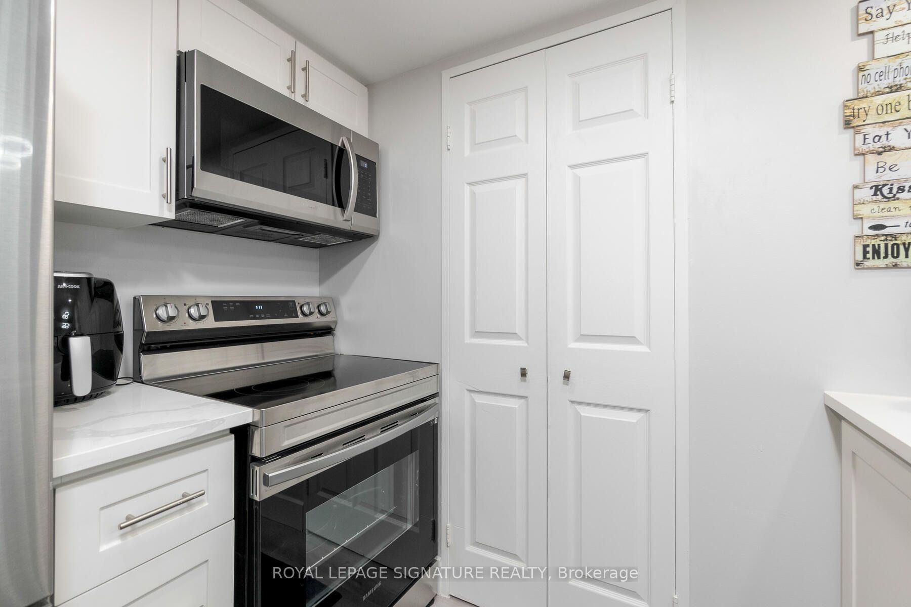 265 Enfield Place, #406