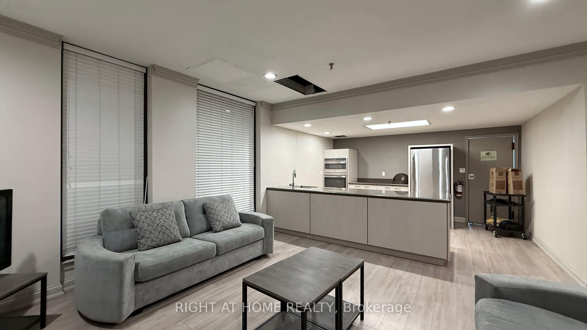 3 Bedrooms Condo at 75 Bamburgh, Toronto For sale