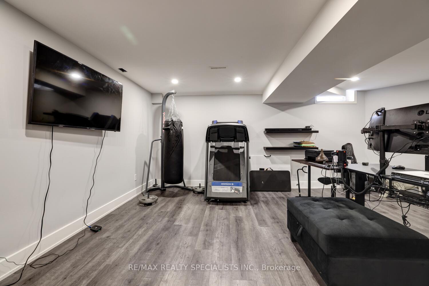 3 Bedrooms Condo at 3265 South Millway, Mississauga For sale
