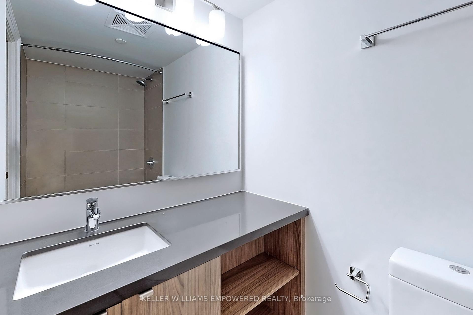 1 Bedroom Condo at 155 Yorkville,  Toronto For sale