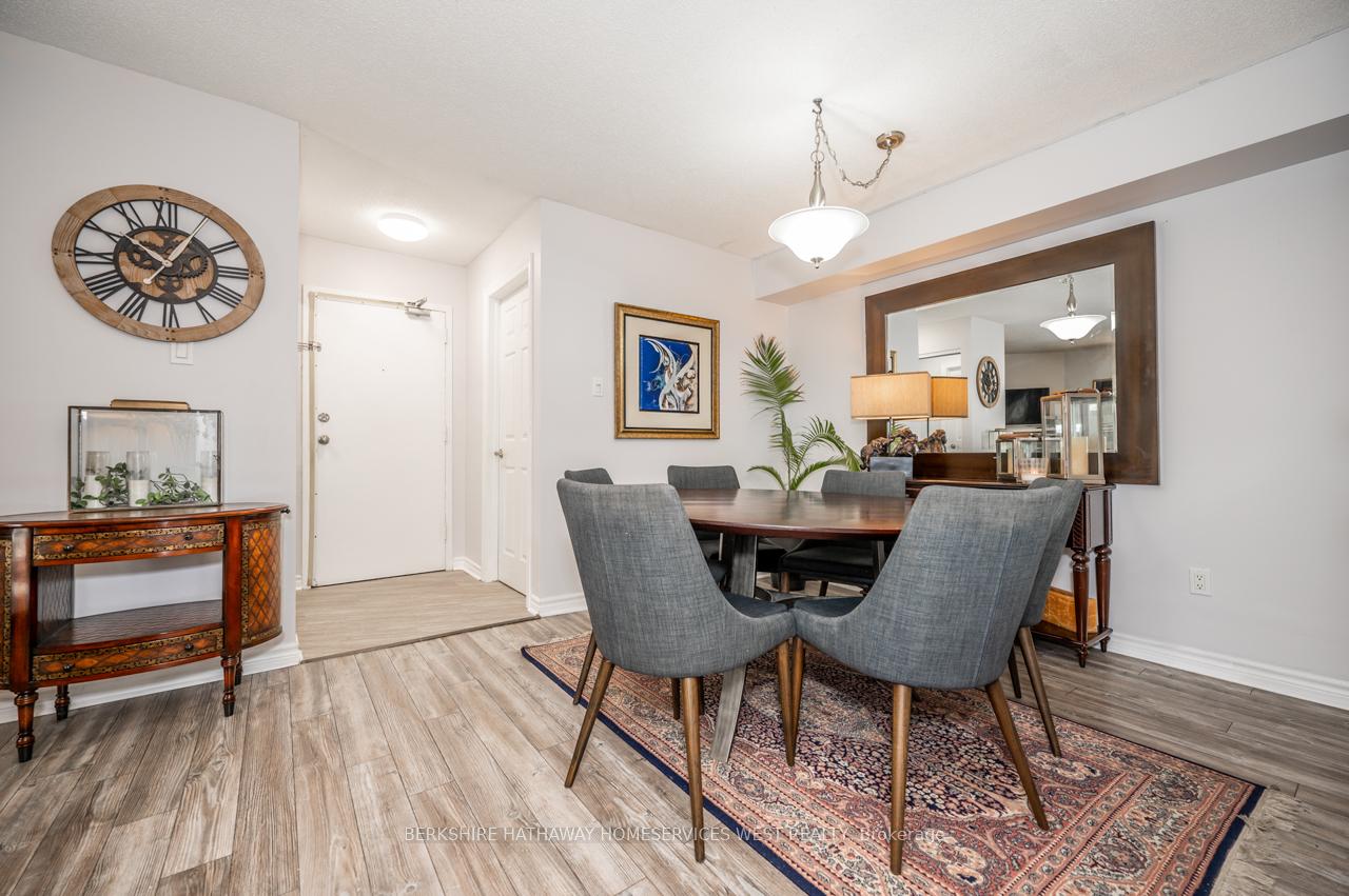 3 Bedrooms Condo at 1450 Glen Abbey,  Oakville For sale