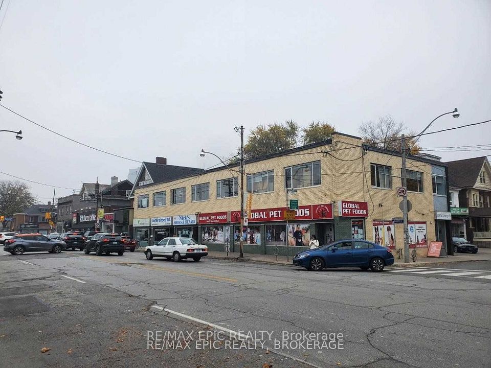 329 St George