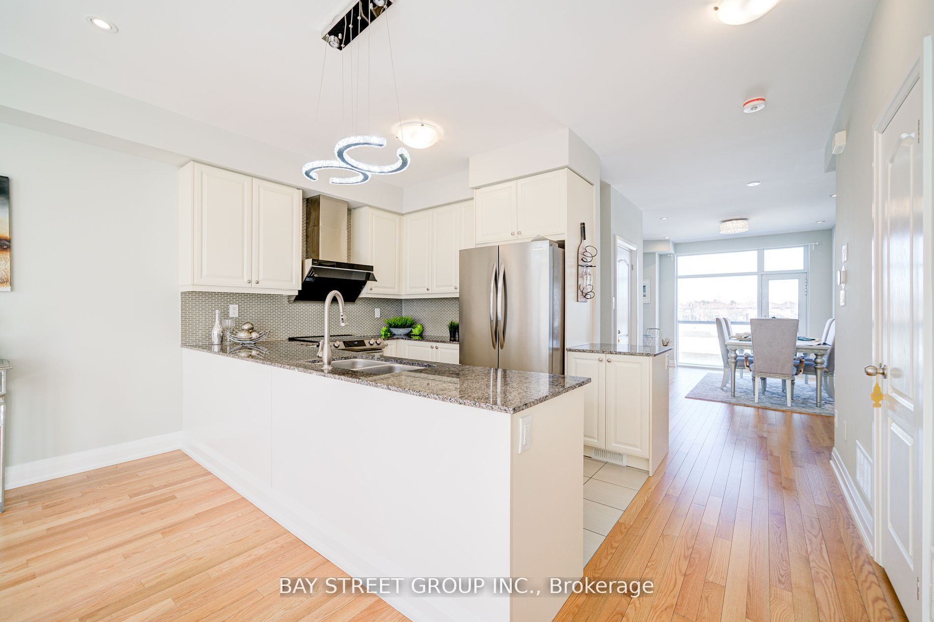 6 Teasel Way