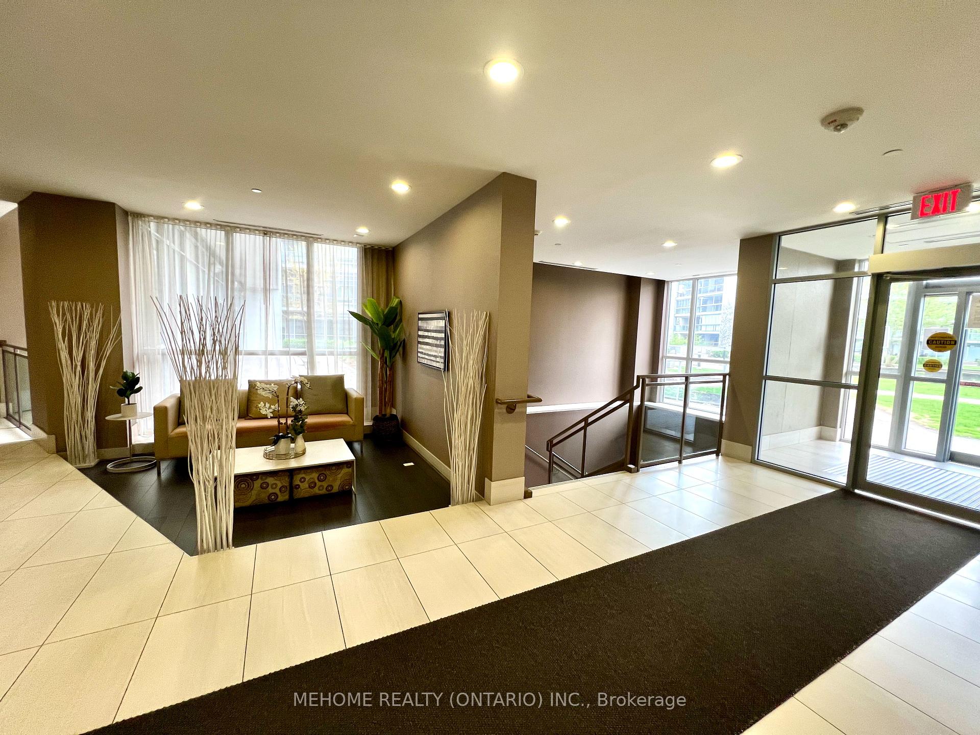 2 Bedrooms Condo at 275 Yorkland, Toronto For sale
