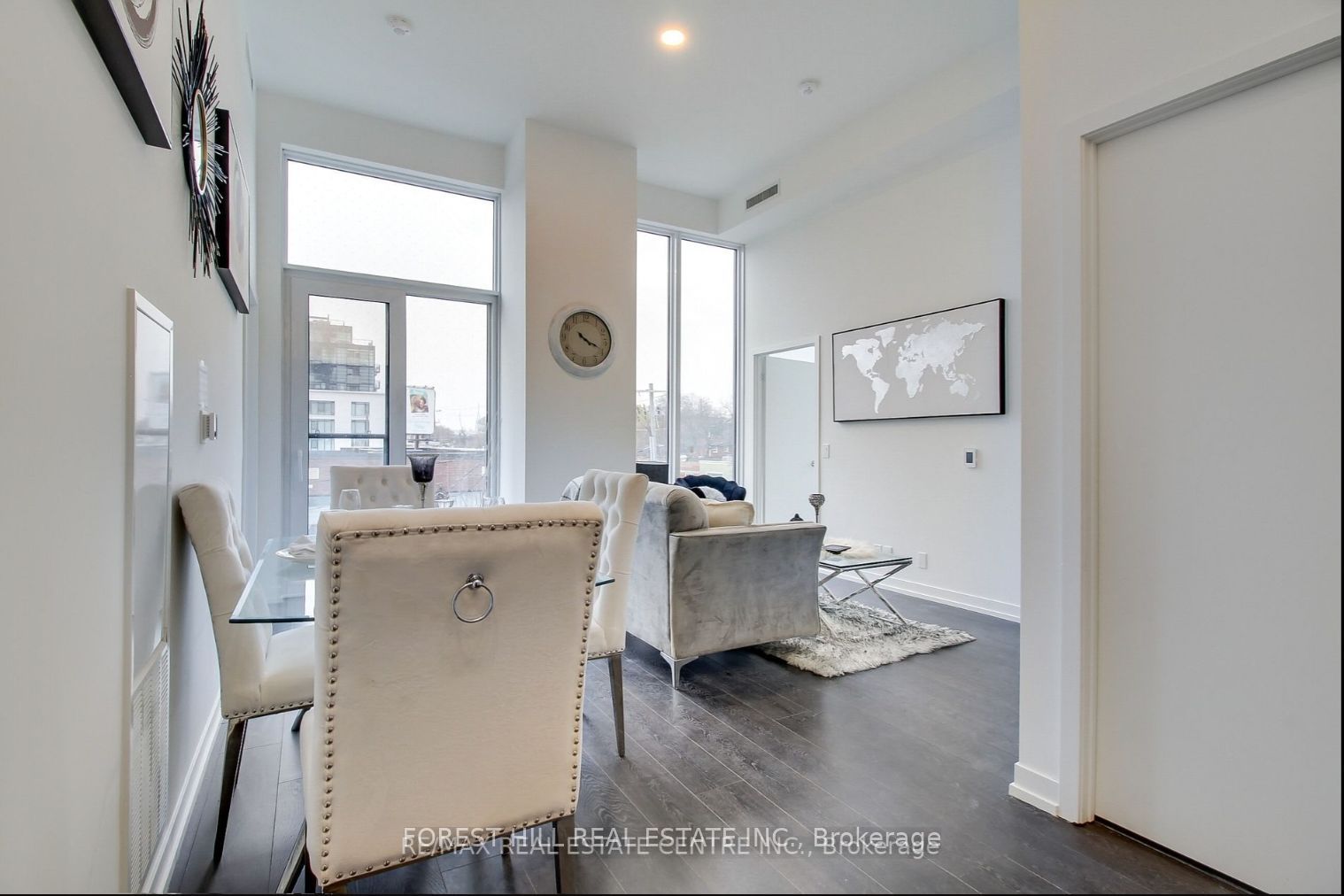 2020 Bathurst Street, #211
