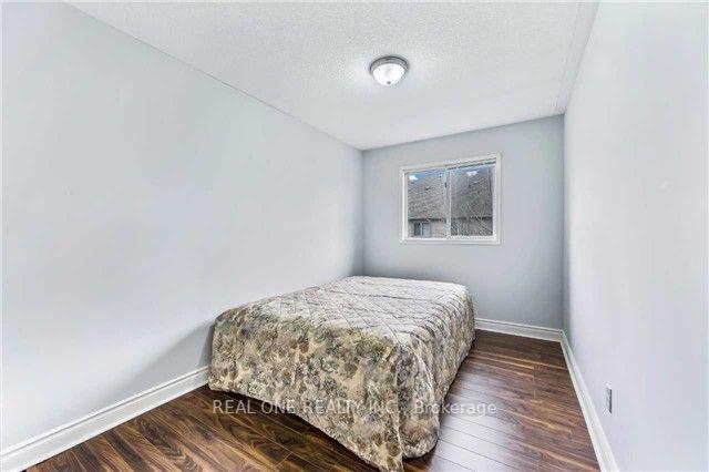 3 Bedrooms Condo at 1292 Sherwood Mills,  Mississauga For sale