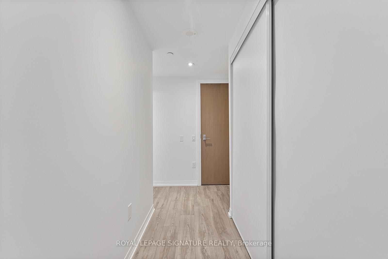1 Bedroom Condo at 251 Jarvis,  Toronto For sale