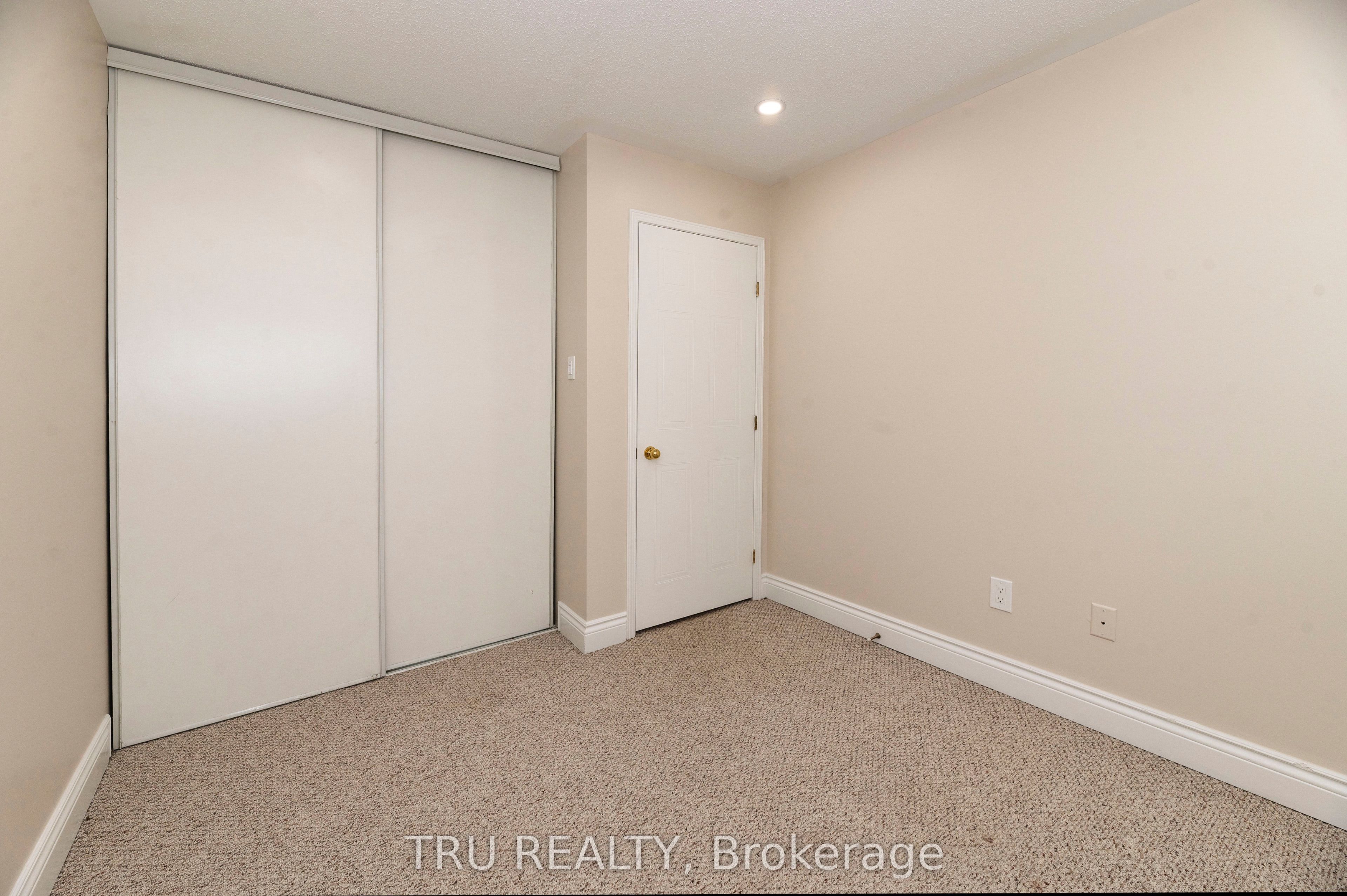 35 Helmsdale Drive