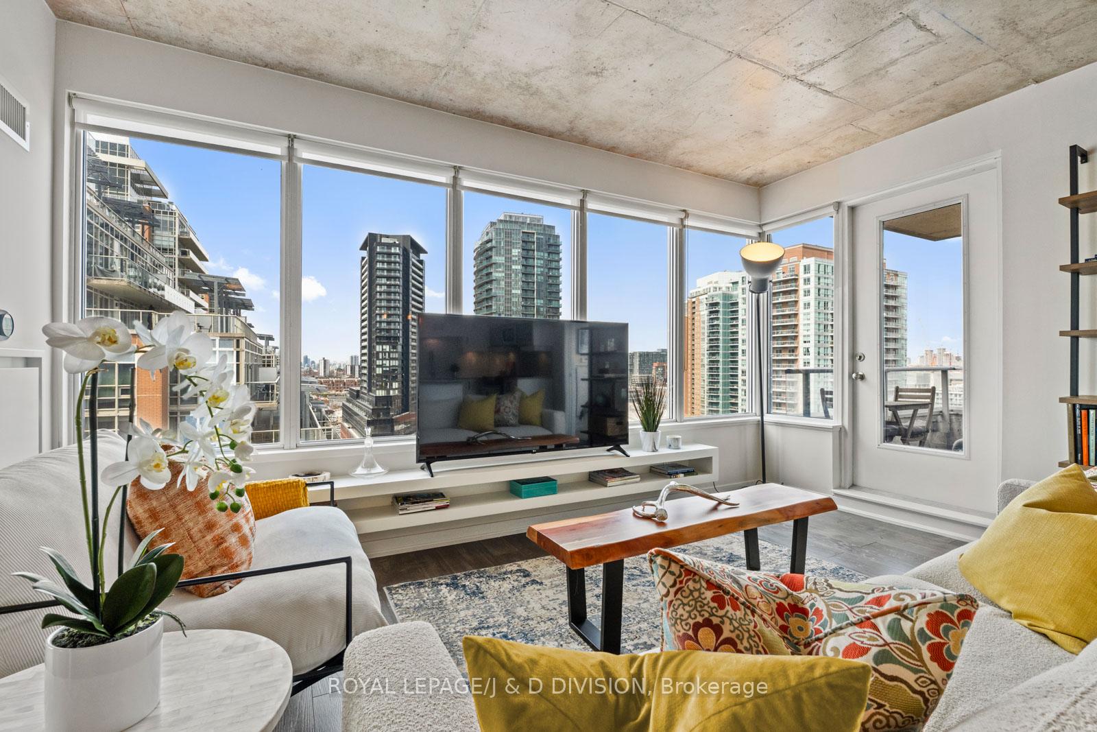 3 Bedrooms Condo at 59 East Liberty,  Toronto For sale
