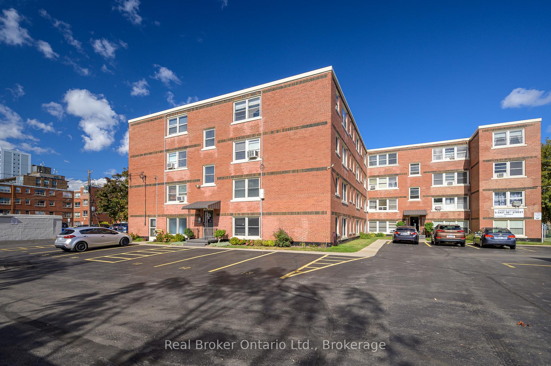 2 Bedrooms Co-op at 5 East 36th, Hamilton For sale