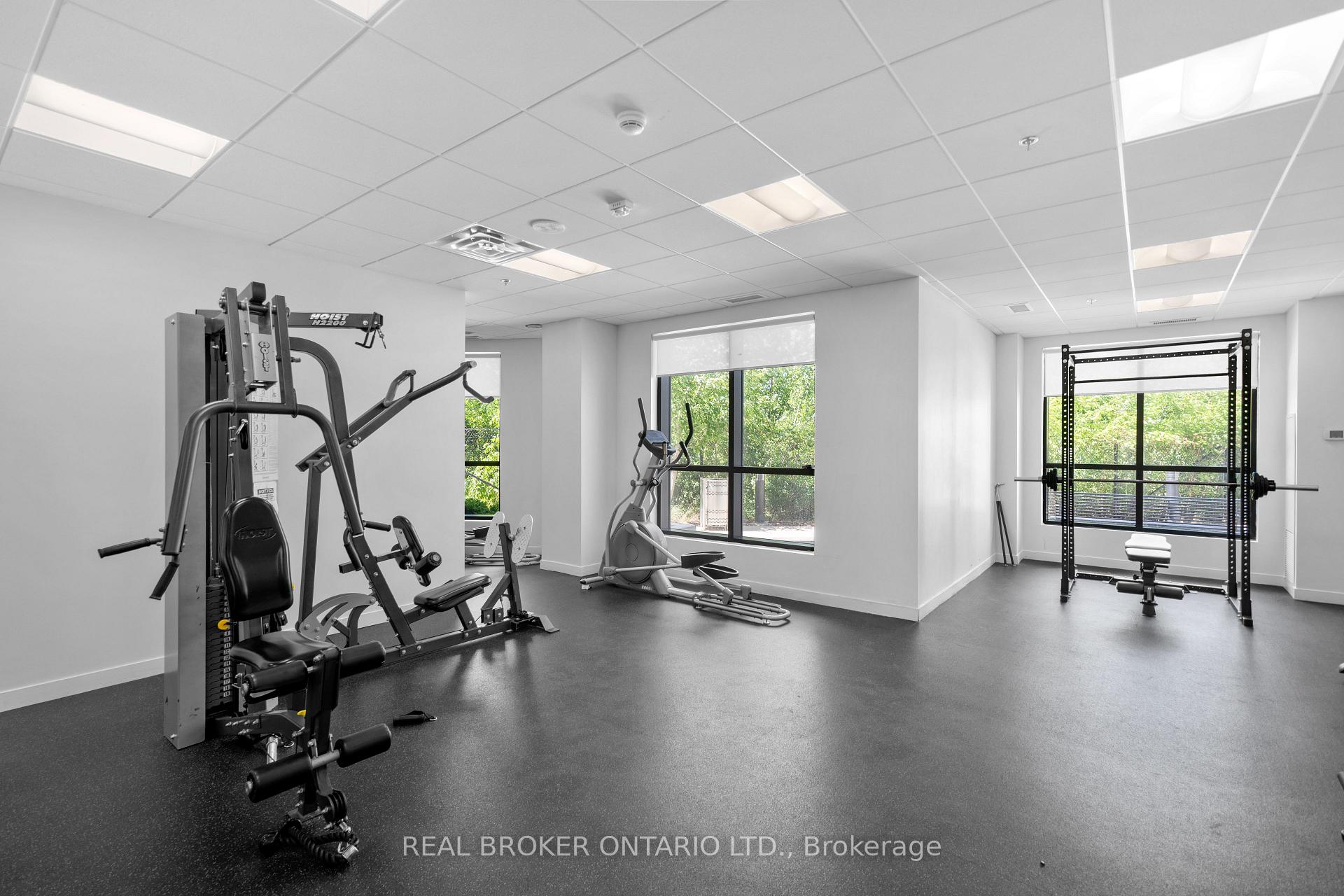 2 Bedrooms Condo at 840 Queen’s Plate, Toronto For sale