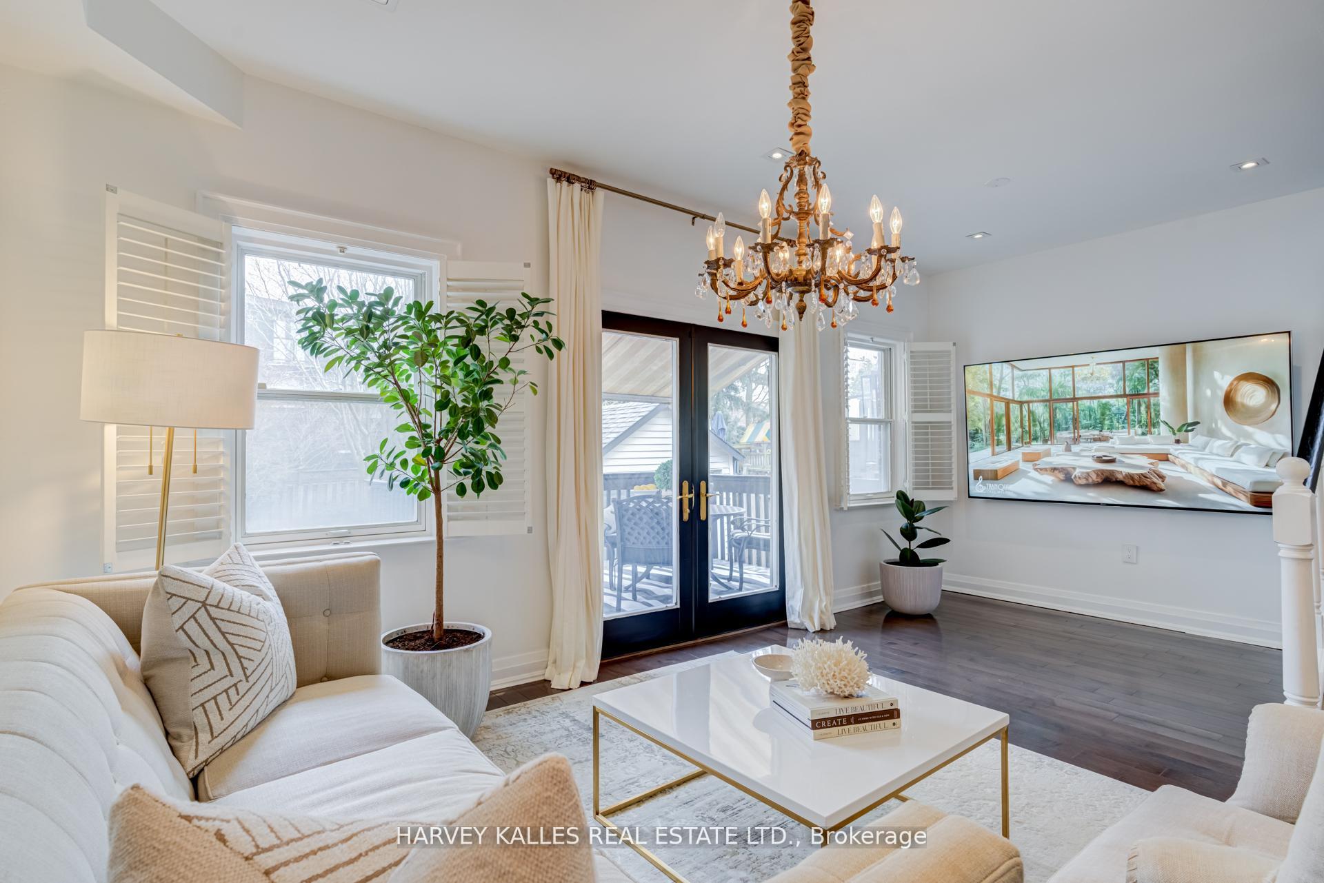 213 Brooke Avenue