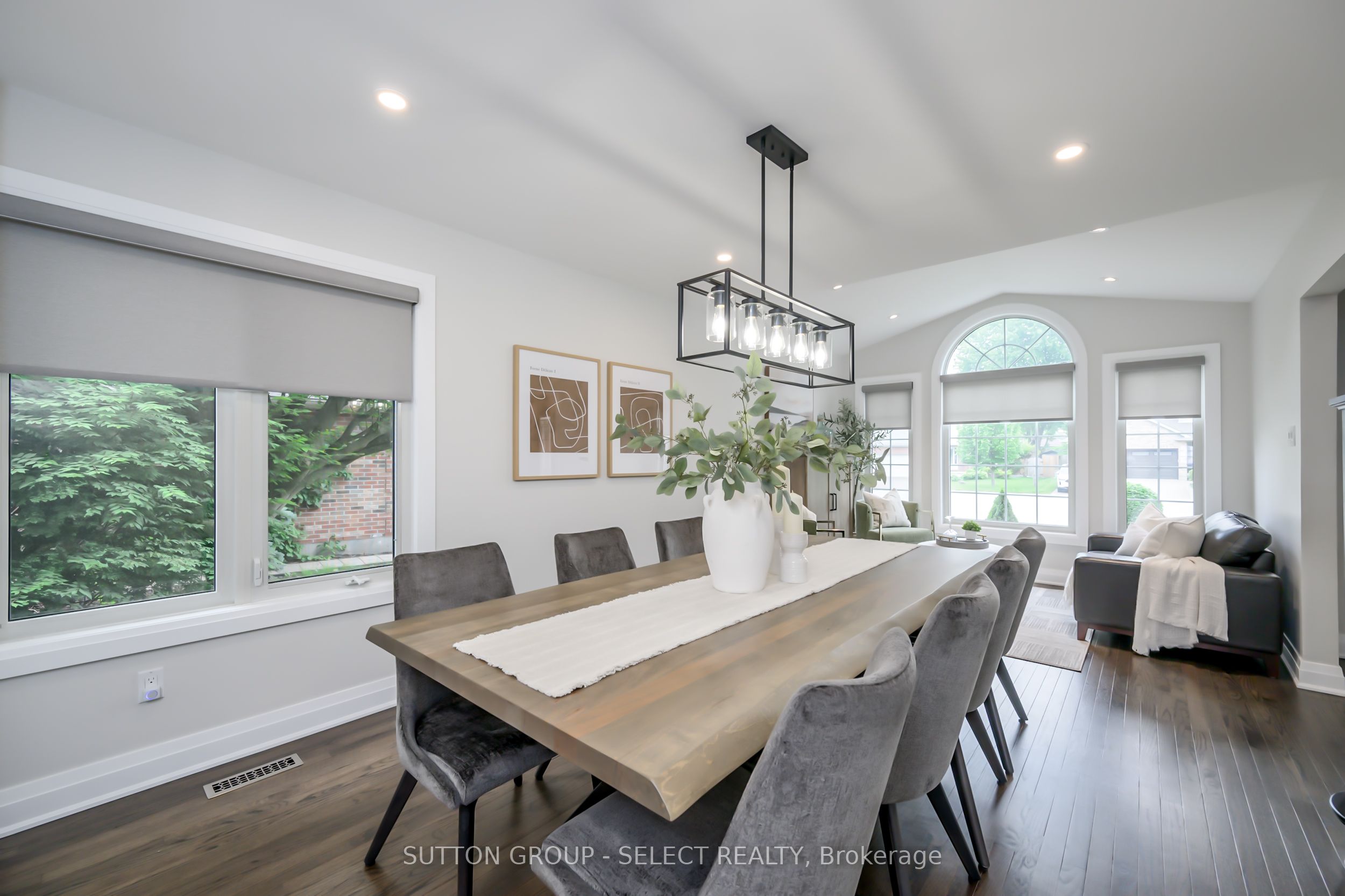 42 Pinebrook Court